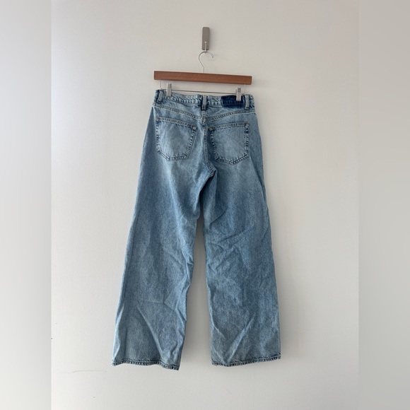 REFORMATION Cary Low Rise Jeans in Folsom 26 - Picture 4 of 6